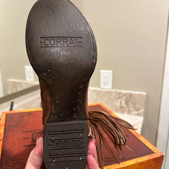 Corral Turquoise Conchos Ankle Boots - Picture 4 of 6